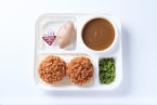 人気ロケ弁の「欧風カレー オーベルジーヌ」×「とんかつ まい泉」がコラボ【期間限定販売】