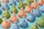「スライムういろう」“ふっかつ”販売!定番のういろう味&コラボ限定のみかん味･キウイ味の3種をセットに【青柳総本家】
