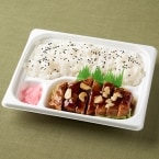 【ファミマ】「四日市とんてき」「亀山みそ焼きうどん」など、三重県の地域メニューが登場【東海地方限定】