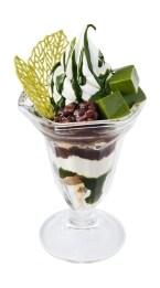 【サンマルクカフェ】「祇園辻利」とのコラボで抹茶スイーツ＆白桃ドリンクを発売