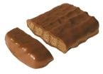 パイとクッキーに黒糖蜜を練り込んだ「ホームパイチョコだらけぶらり日本の旅(沖縄編)」発売【不二家】