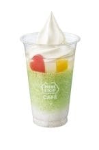 「ハロハロ パチパチシャインマスカット」新発売、シャインマスカット果汁配合のシロップ×パチパチキャンディの組み合わせ