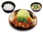 【松のや】特製香味ダレで“ガツンとうまい”「油淋鶏定食」8月26日から販売、5個入り990円