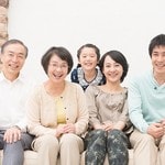 職場の仲間が親の介護で休みたいと言ってきたら