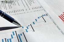 最低賃金額63円の大幅引き上げ 介護業界にも大ダメージ