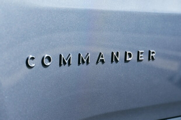 DSF9162 Jeepコマンダーで行く！愛犬と過ごすラグジュアリーリゾート『小谷流の里 ドギーズアイランド』