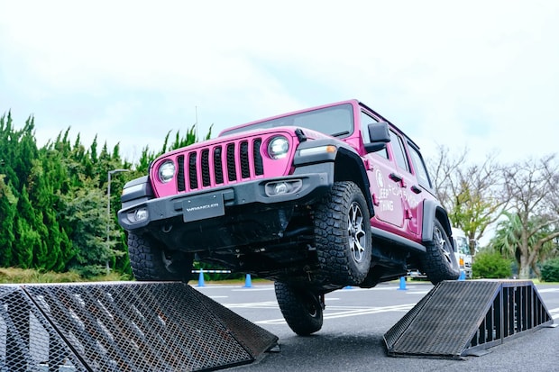 DSF1124 ザ・ロイヤルゴルフクラブで開催されたSafari OPEN 2025をJeepがサポート。Jeepならではのアクティビティを提供したゴルフコンペの1日をリポート