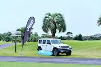 ザ・ロイヤルゴルフクラブで開催されたSafari OPEN 2025をJeepがサポート。Jeepならではのアクティビティを提供したゴルフコンペの1日をリポート