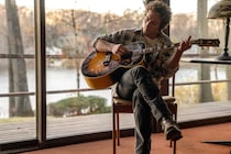 “The Boss”ブルース・スプリングスティーン76歳の誕生日! 若き魂の旅路を描く音楽ドラマ 映画『スプリングスティーン 孤独のハイウェイ』本予告映像公開