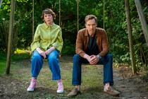 ベネディクト・カンバーバッチ「これは警告の物語」大ヒットブラックコメディを再映画化　『ローズ家～崖っぷちの夫婦～』