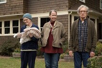 『リトル・ミス・サンシャイン』の製作陣が贈る笑いと涙の感動作　映画『カミング・ホーム』 ベン・キングズレーがUFO発見!?