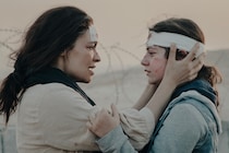 世界的映画祭で41冠　実話をもとにシリア内戦を描いた衝撃作　映画『アイ・ワズ・ア・ストレンジャー』