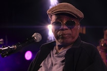 “神の声” 伝説的音楽家 最後のツアーに密着　映画『ビトゥーカ ミルトン・ナシメント フェアウェルツアー』 日本公開決定