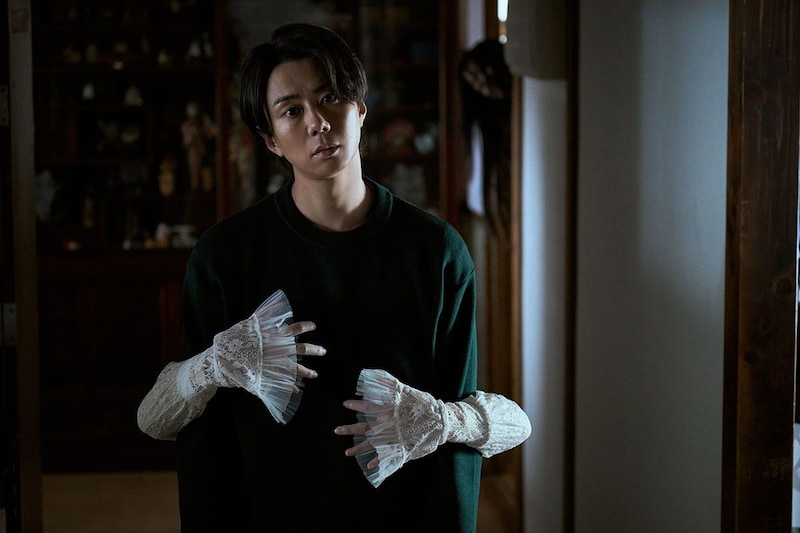 “呼吸、凍結”　北山宏光＆加藤千尋が怪演で恐怖を煽る《侵蝕感》ホラー　映画『氷血』 本予告映像公開