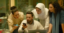 ヴェネチアで〈審査員グランプリ〉ほか8冠　電話の向こうの少女を救えるか?　映画『ヒンド・ラジャブの声』 予告映像公開