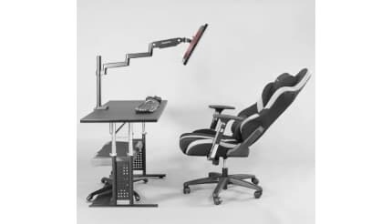 寝姿勢でもマルチ画面！ Bauhutteのロングモニターアームが生活を変える