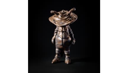 幕張「ウルトラ怪獣ワンフェス」で有田焼作品「カネゴン」を出展