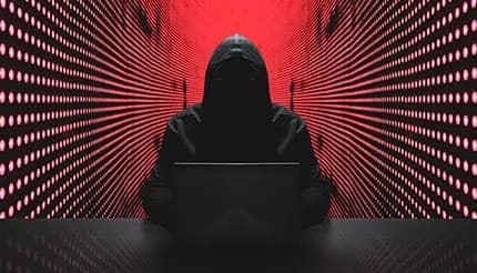 シンガポール通信4社を襲ったUNC3886とは？、ゼロデイ悪用で社会の神経網に潜伏する国家級APTの実像