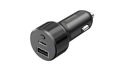 「車をどこに停めたか分からない」を解決! iPhoneの「探す」に対応した位置が分かるカーチャージャー