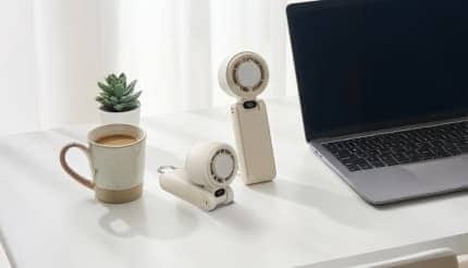 冷却プレート搭載で瞬間ひんやり、3WAYで使えるドウシシャの最新大風量ハンディファン