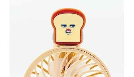 「パンどろぼう」立体マスコットが付いたハンディファンが登場