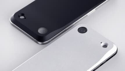 ケースじゃない iPhoneの魅力をさらに引き立てるバックプレート