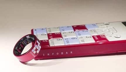 懐かしいauの「INFOBAR」がスマートリングに クラファンで話題のコラボモデルが一般販売へ