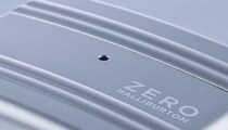 タフさもアタッシュケース譲り ACE「ZERO HALLIBURTON」のAirPodsケース