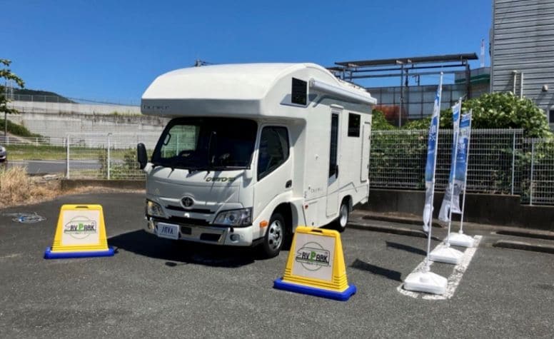 ローソン、車中泊施設「RVパーク」の実証実験を拡大 埼玉や静岡など27店舗で実施