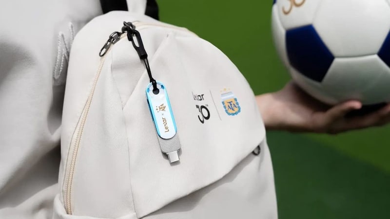 サッカー・アルゼンチン代表デザインのUSBメモリーが登場、Amazonで20%オフ