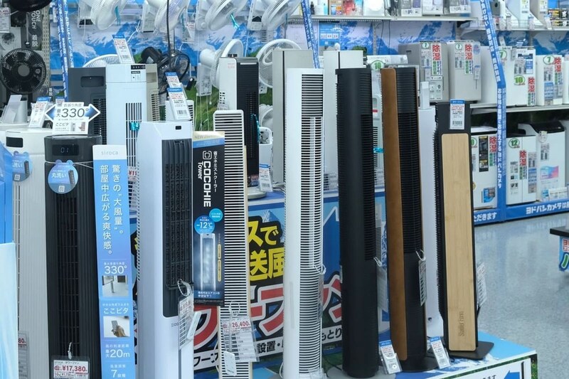 扇風機との違いって?──タワーファンの人気商品やトレンドを家電量販店で聞いてみた