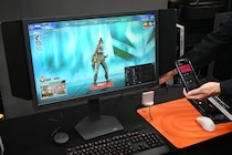 BenQ ZOWIEの新モニターはバトロワ向け！ WQHD画質でリング際に強く 残像感も少ない
