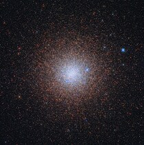 天の川銀河で最も重い球状星団の1つNGC 6441 〜 ハッブル宇宙望遠鏡の今週の1枚