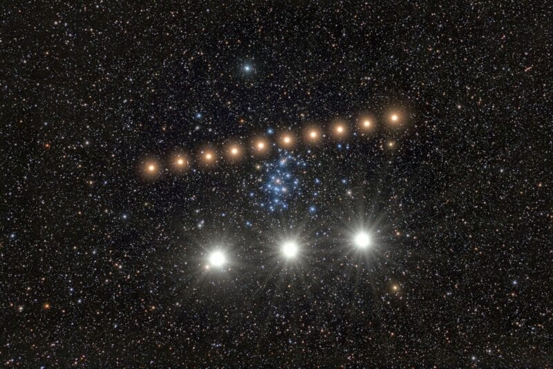 2025年にプレセペ星団に接近した火星と金星