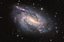宇宙の花火 〜 さんかく座の棒渦巻銀河NGC 925