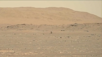火星の空中に浮かぶヘリコプター「インジェニュイティ」〜歴史的瞬間をとらえた動画が公開された