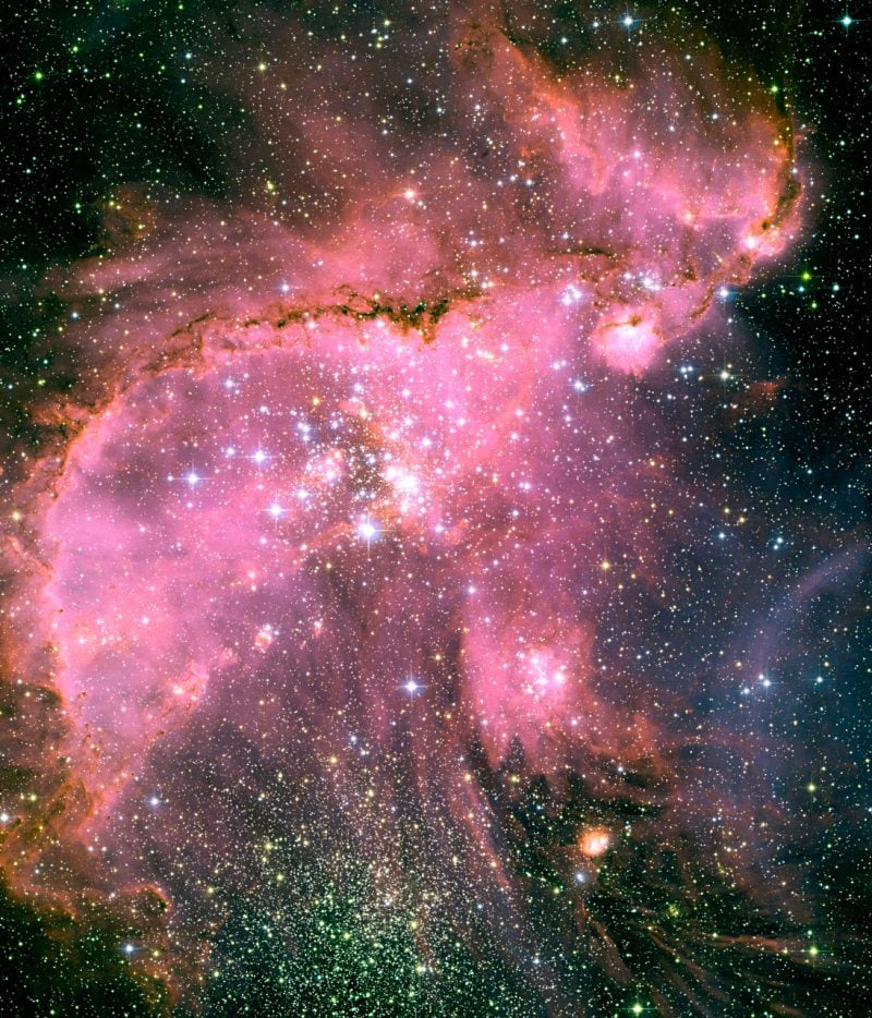 小マゼラン銀河にある大質量星の星団NGC 346と星雲N66　ハッブル望遠鏡が撮影