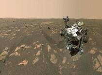 火星ヘリコプターとともに映るパーサヴィアランスの自撮り画像
