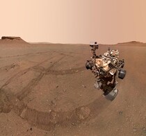 火星探査車パーサヴィアランスが「スリーフォークス」で撮影した「自撮り」画像