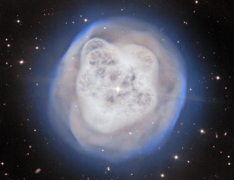ジェミニ北望遠鏡がとらえた「水晶玉星雲」と呼ばれる惑星状星雲