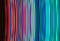 土星周回軌道投入時のカッシーニが紫外線でみた土星のリング