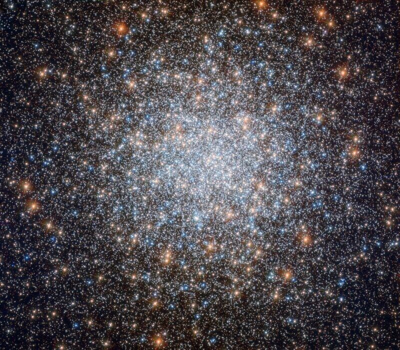 ハッブル宇宙望遠鏡がとらえた球状星団M3