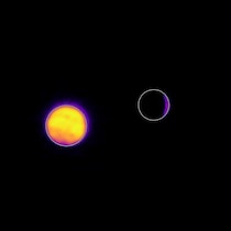 可視光と赤外線で異なる姿をみせる地球と月　待機中の火星探査機が撮影