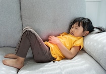 気づきにくい子どもの便秘。兆候はあるの？受診するべき？小児科医金井先生にお伺いしました