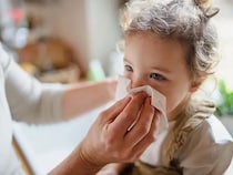 花粉症の治療「舌下免疫療法」って知ってる？わしお耳鼻咽喉科院長鷲尾先生にお伺いしました