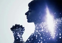 【毎月占い】７月はどんな月？気になる誕生月別の「全体運」「対人運」「金運」「ラッキーアイテム」についてお教えします