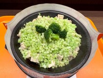 【えっ】ブロッコリーまみれの「マッスルチキンペッパーライス」を食べたらいい意味で裏切られた