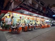 【保存推奨】現地ではこんな店に行きタイ！ バンコクの「スダーレストラン」が最高すぎるから全力でオススメしタイ!!