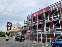 【いいの？】えびせんべいの里　御殿場店へ行ったら、試食がビュッフェくらい用意されていて満腹になった / 挙句の果てに‟アレ”まで0円で味わえるぞ！