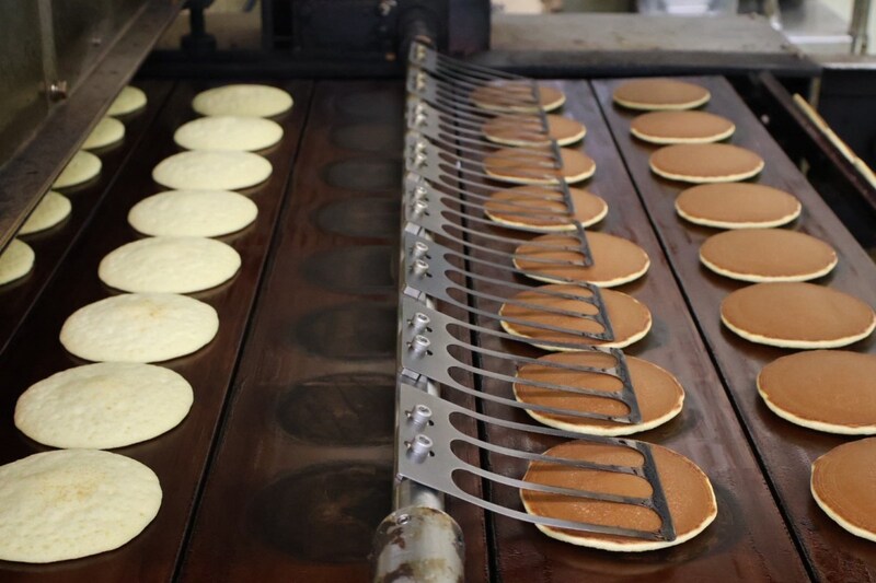 【潜入】これ何つくってる？ 非公開のモンテールつくば工場を見学したら「かわいい瞬間」が止まらなかった